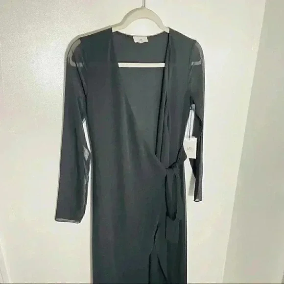 NWT LPA The Label Dress 74 Maxi Wrap Black - Picture 6 of 10